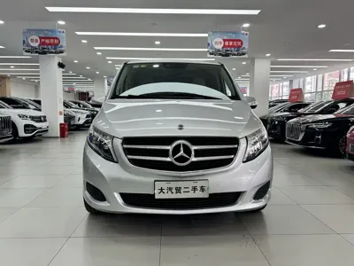 Mercedes-Benz V-Class 2018, 54000 км, за 123800 CNY
