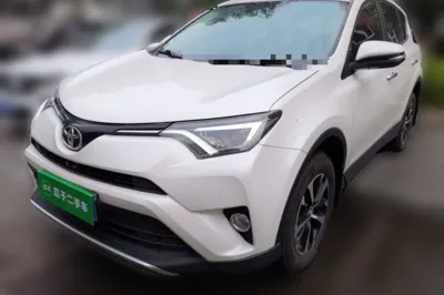 Toyota RAV4 · 2016 год