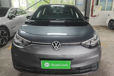 Volkswagen ID.3 2023, 97400 км, за 84689.1 CNY