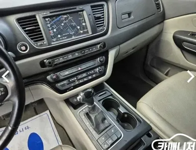 Kia Canival 2015, 174557 км, за 6500000 KRW - фото 10