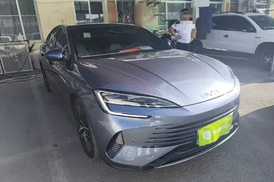 BYD Seal 2023, 14500 км, за 113275.79 CNY