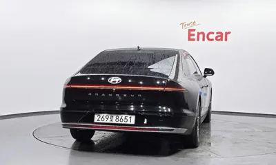 Hyundai Grandeur 2023, 57333 км, за 28000000 KRW