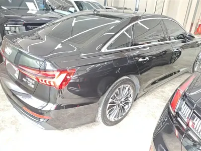 Audi A6L New Energy 2020, 126100 км, за 175000 CNY