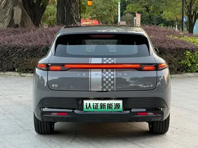 Leapmotor 零跑Lafa5 2025, 8000 км, за 89800 CNY - фото 15