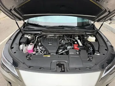 Lexus RX 2025, 6300 км, за 375800 CNY - фото 18