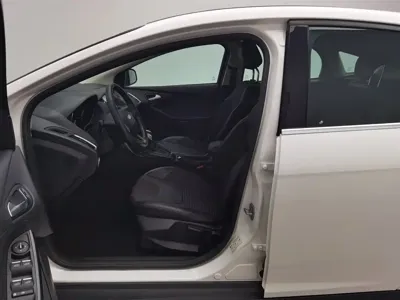 Ford Focus 2017, 112000 км, за 26800 CNY - фото 10