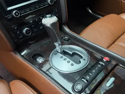 Bentley Flying Spur 2013, 145000 км, за 428000 CNY - фото 11