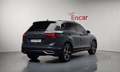 Volkswagen Tiguan 2021, 82970 км, за 28700000 KRW