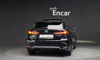 Lexus CT200h 2018, 120050 км, за 15300000 KRW - фото 4