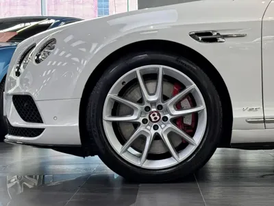 Bentley Continental 2017, 35000 км, за 850000 CNY - фото 15