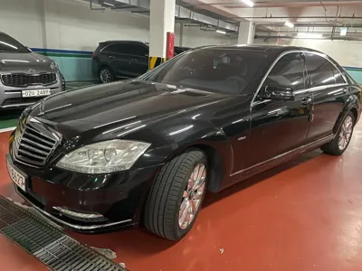 Mercedes-Benz S-Class 2011, 178000 км, за 6500000 KRW