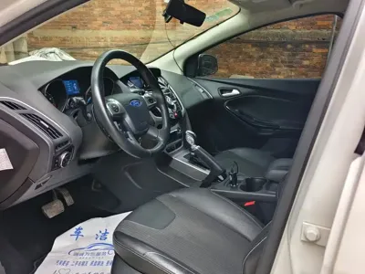 Ford Focus 2014, 60000 км, за 26800 CNY - фото 4