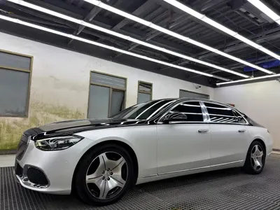 Mercedes-Benz S-Class 2022, 39000 км, за 878000 CNY