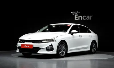 Kia K5 · 2023 год