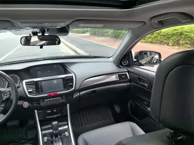 Honda Accord 2016, 120000 км, за 71800 CNY - фото 21