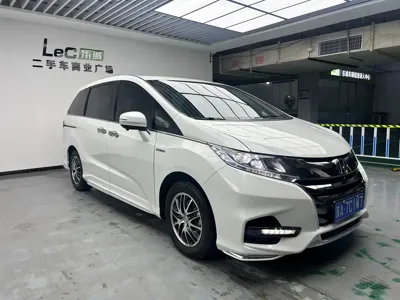Honda Odyssey 2021, 107000 км, за 108000 CNY