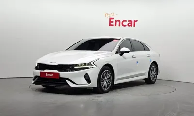 Kia K5 · 2023 год