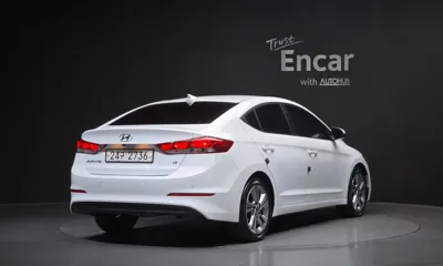 Hyundai Avante 2018, 166485 км, за 7700000 KRW