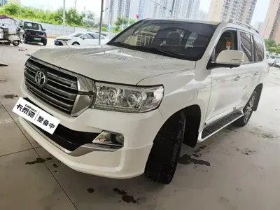 Toyota Land Cruiser · 2016 год