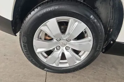 Peugeot 2008 2015, 137000 км, за 31435.32 CNY - фото 11