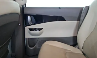 Kia Canival 2023, 46100 км, за 27300000 KRW - фото 25