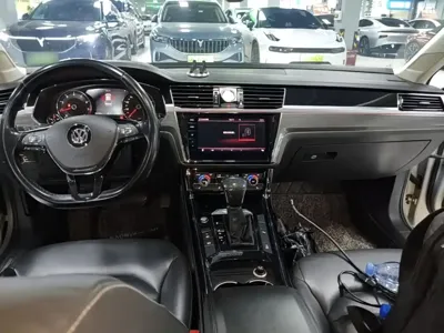 Volkswagen Phideon 2019, 93800 км, за 101000 CNY - фото 10