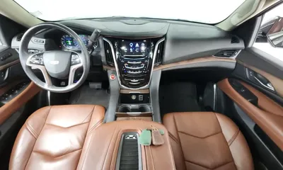 Cadillac Escalade 2018, 55418 км, за 36900000 KRW - фото 7