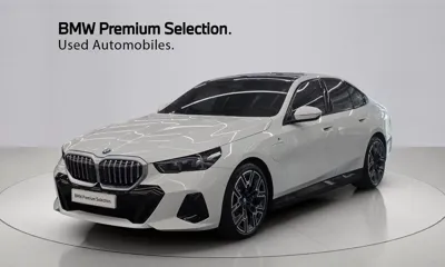 BMW 5-Series · 2025 год