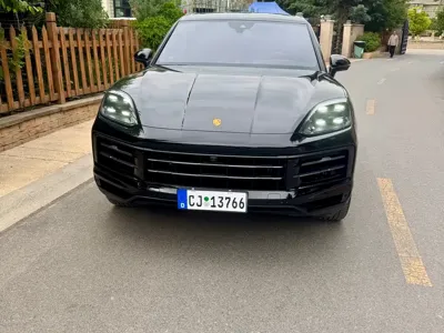 Porsche Cayenne 2024, 70000 км, за 680000 CNY - фото 2