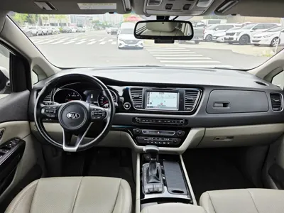 Kia Canival 2017, 165885 км, за 9700000 KRW - фото 9