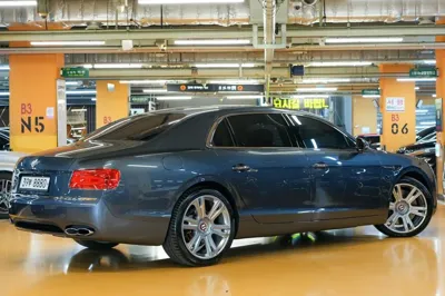 Bentley Flying Spur 2016, 63754 км, за 59900000 KRW
