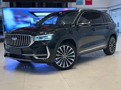 Geely Xingyue L · 2025 год