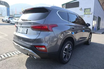 Hyundai Santafe 2019, 105876 км, за 18900000 KRW
