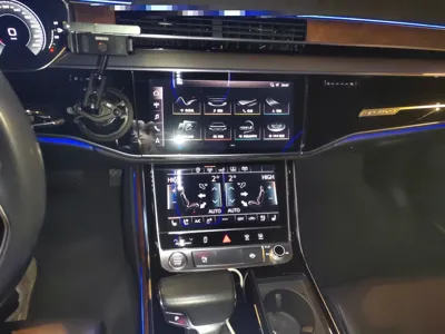 Audi A8 2018, 87600 км, за 317978.07 CNY - фото 14