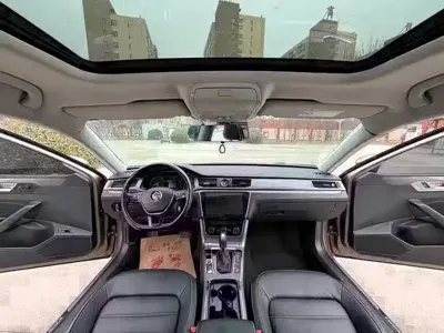 Volkswagen Passat 2016, 80000 км, за 49000 CNY - фото 8
