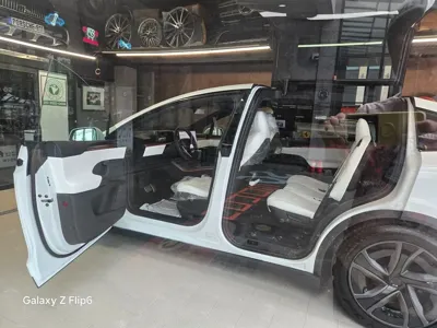 Tesla Model X 2026, 550 км, за 80000000 KRW - фото 11