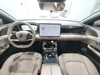 BYD Han 2025, 14900 км, за 118000 CNY - фото 6