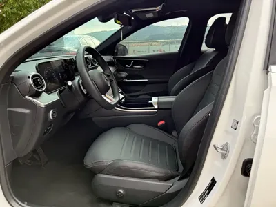 Mercedes-Benz C-Class 2023, 42000 км, за 172000 CNY