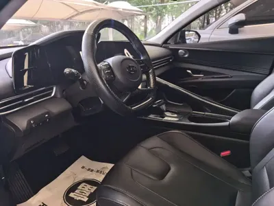 Hyundai Elantra 2022, 54000 км, за 79800 CNY