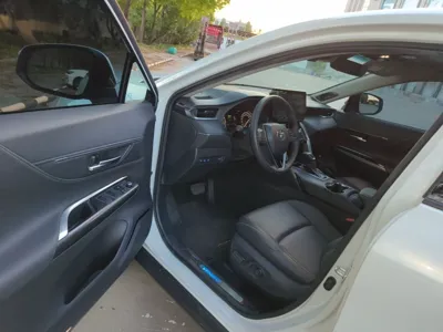 Toyota Venza 2022, 65700 км, за 108954.77 CNY - фото 19