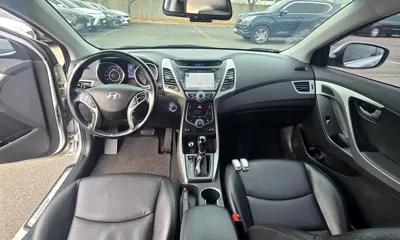 Hyundai Avante 2015, 68035 км, за 7900000 KRW