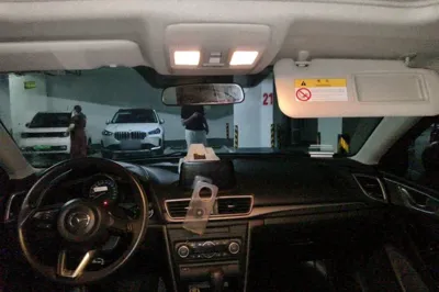 Mazda Mazda 3 Axela 2017, 71000 км, за 44960.29 CNY - фото 18