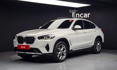 BMW X4 · 2022 год