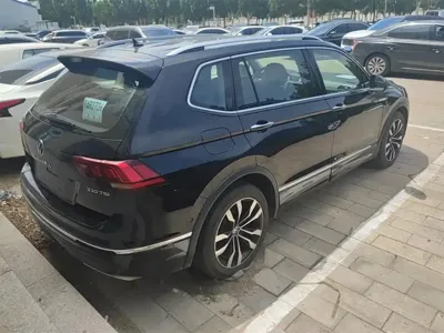 Volkswagen Tiguan L 2021, 72000 км, за 92800 CNY