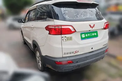 Wuling Hongguang S3 2019, 66000 км, за 33547.98 CNY - фото 4