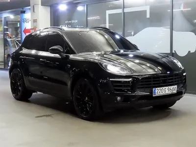 Porsche Macan · 2015 год