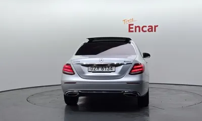 Mercedes-Benz E-Class 2017, 151545 км, за 15200000 KRW
