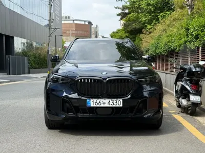 BMW X5 2026, 5000 км, за 152000000 KRW