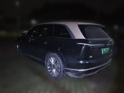ONVO Luxeed L90 2025, 21300 км, за 178569.06 CNY
