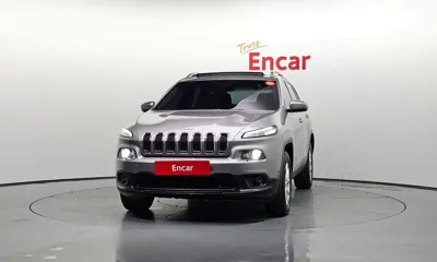 Jeep Cherokee 2015, 117351 км, за 7900000 KRW
